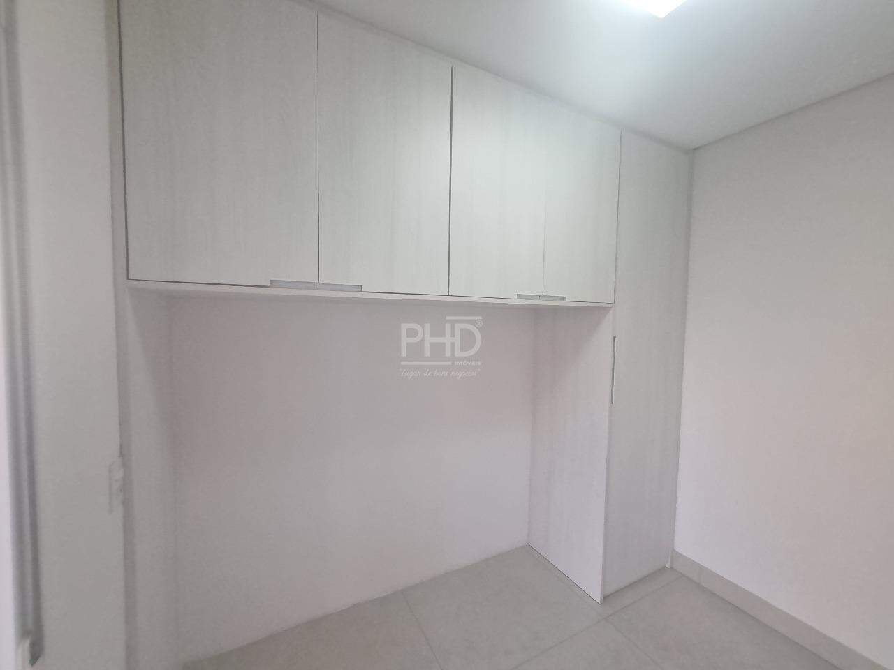 Apartamento para alugar com 3 quartos, 85m² - Foto 13