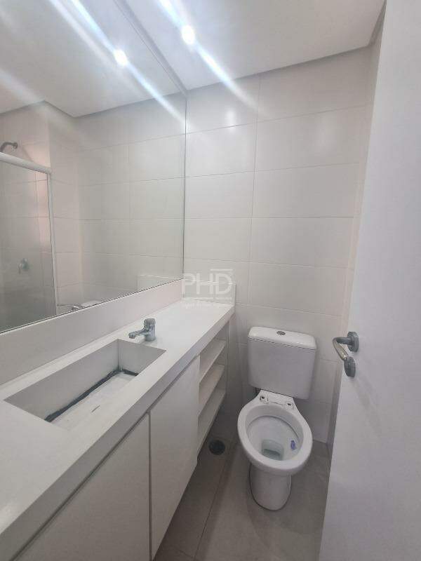 Apartamento para alugar com 3 quartos, 85m² - Foto 16