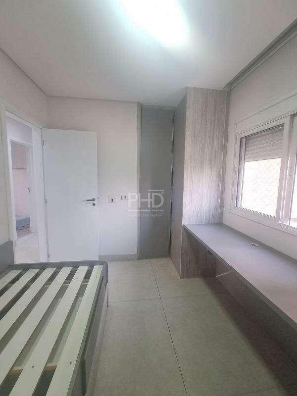 Apartamento para alugar com 3 quartos, 85m² - Foto 15