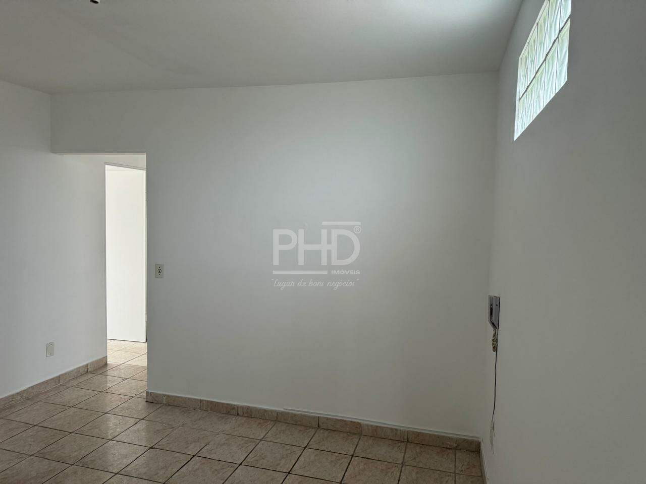 Apartamento para alugar com 2 quartos, 70m² - Foto 2