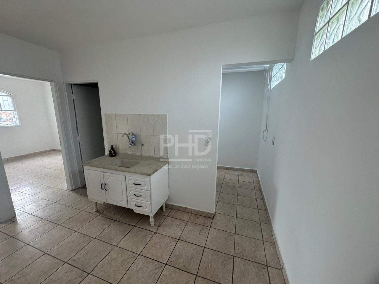 Apartamento para alugar com 2 quartos, 70m² - Foto 11