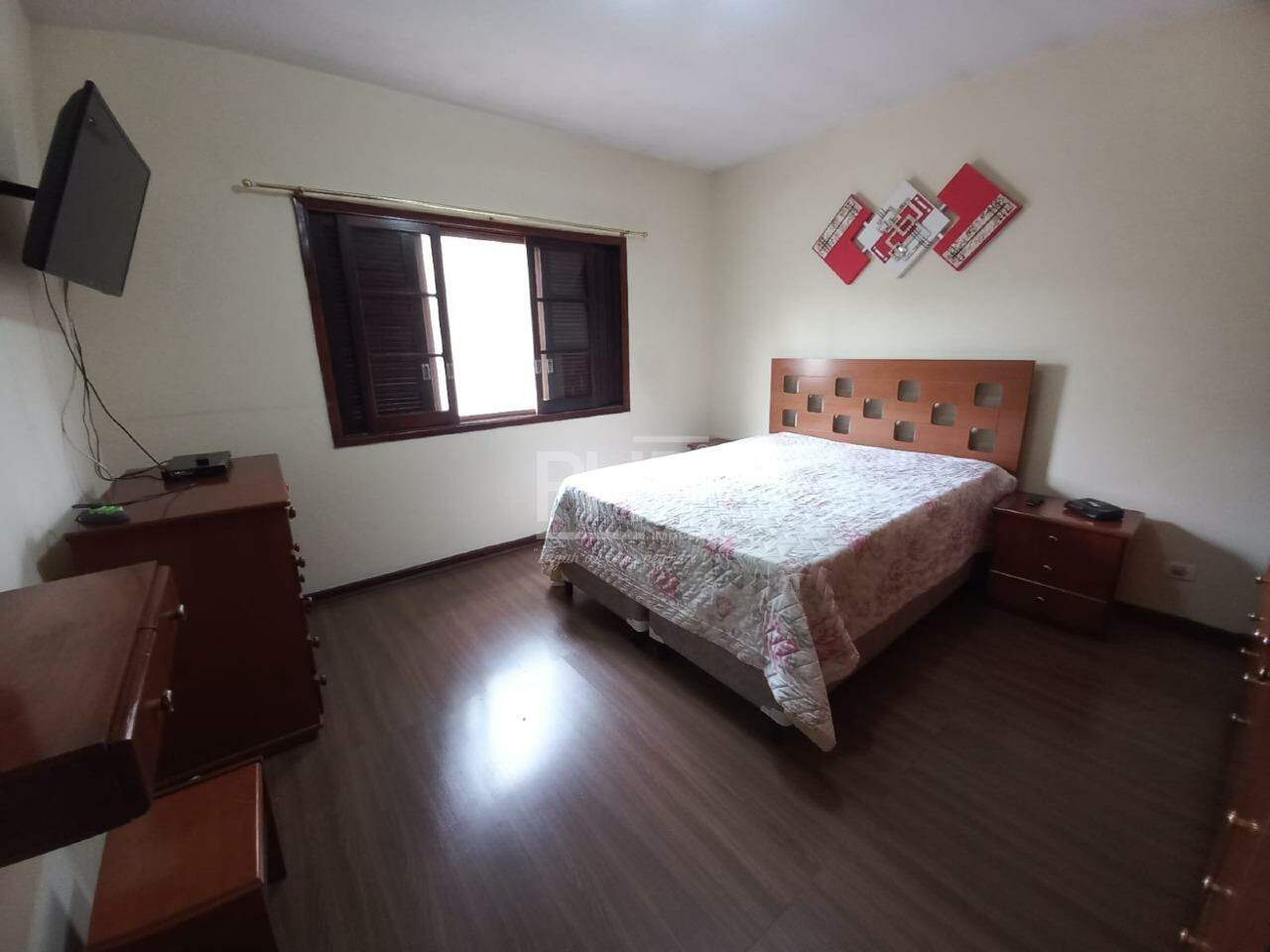 Casa à venda com 3 quartos, 160m² - Foto 8