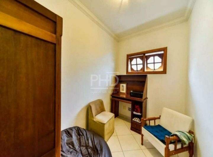 Casa à venda com 7 quartos, 360m² - Foto 11