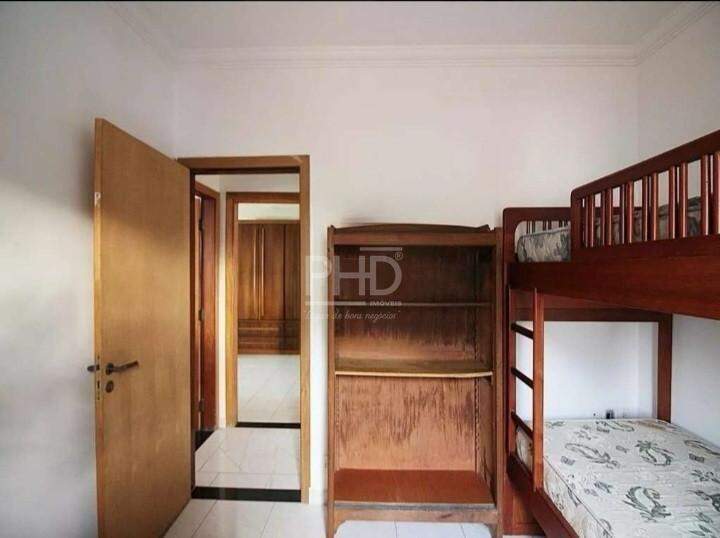 Casa à venda com 7 quartos, 360m² - Foto 9