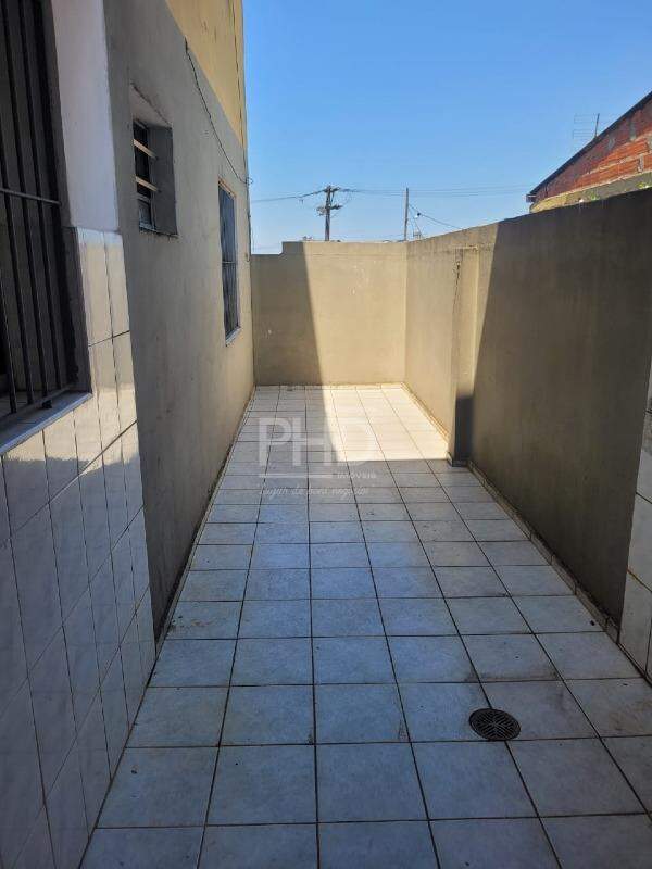 Apartamento para alugar com 1 quarto, 60m² - Foto 11