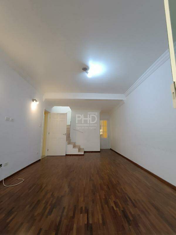 Sobrado à venda com 3 quartos, 164m² - Foto 2