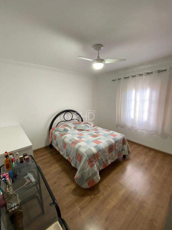 Casa à venda com 3 quartos, 120m² - Foto 15