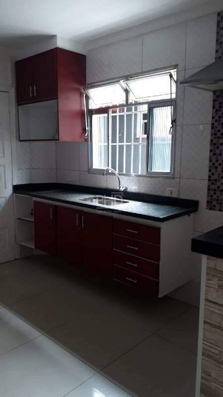 Sobrado à venda com 3 quartos, 250m² - Foto 7