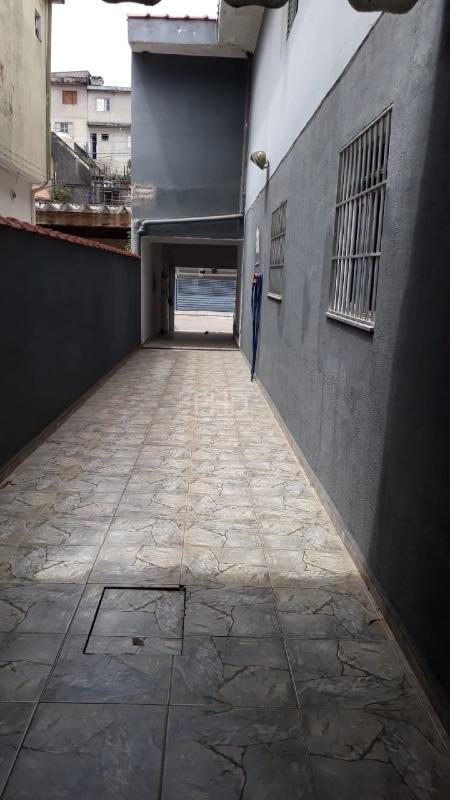 Sobrado à venda com 3 quartos, 250m² - Foto 27