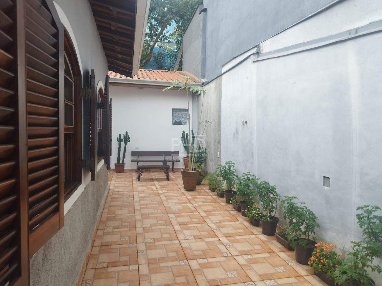 Casa à venda com 3 quartos, 180m² - Foto 6