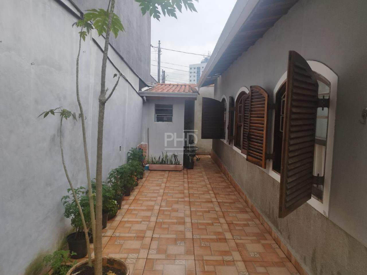 Casa à venda com 3 quartos, 180m² - Foto 3