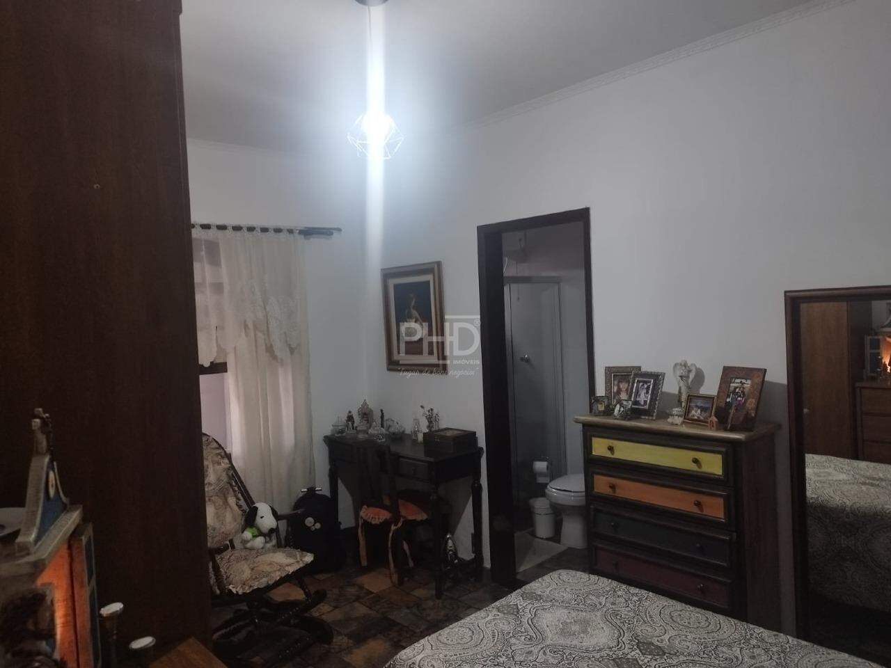 Casa à venda com 3 quartos, 180m² - Foto 12