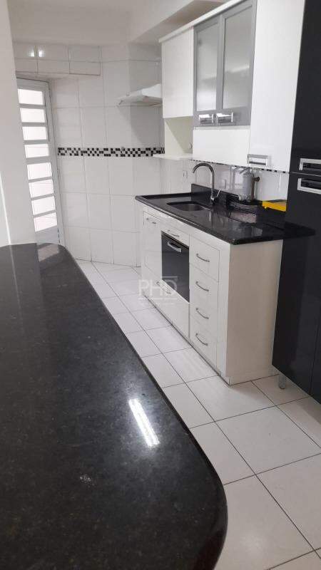 Apartamento para alugar com 2 quartos, 70m² - Foto 7