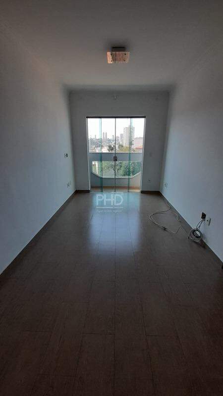 Apartamento para alugar com 2 quartos, 70m² - Foto 1