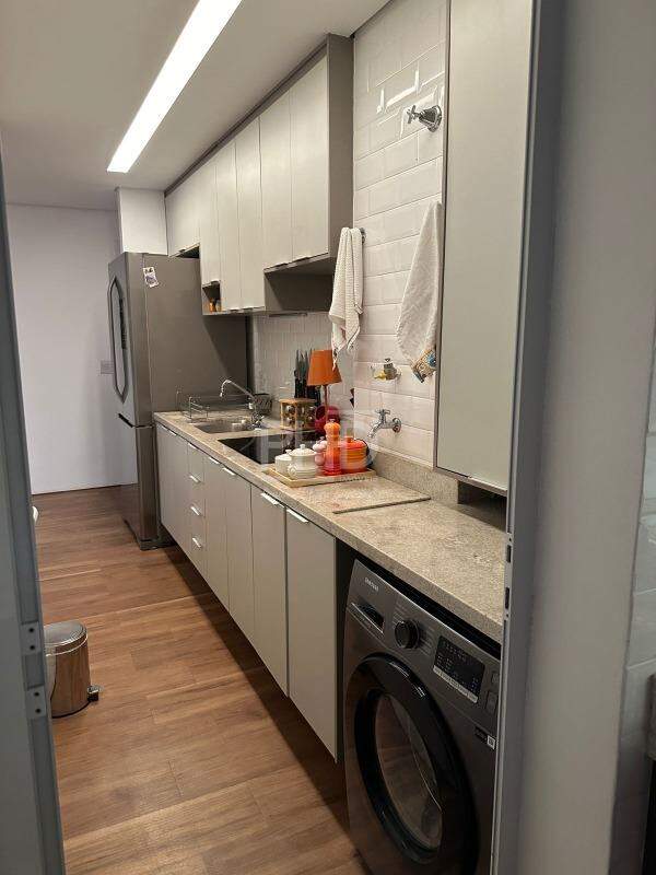 Apartamento à venda com 1 quarto, 58m² - Foto 8