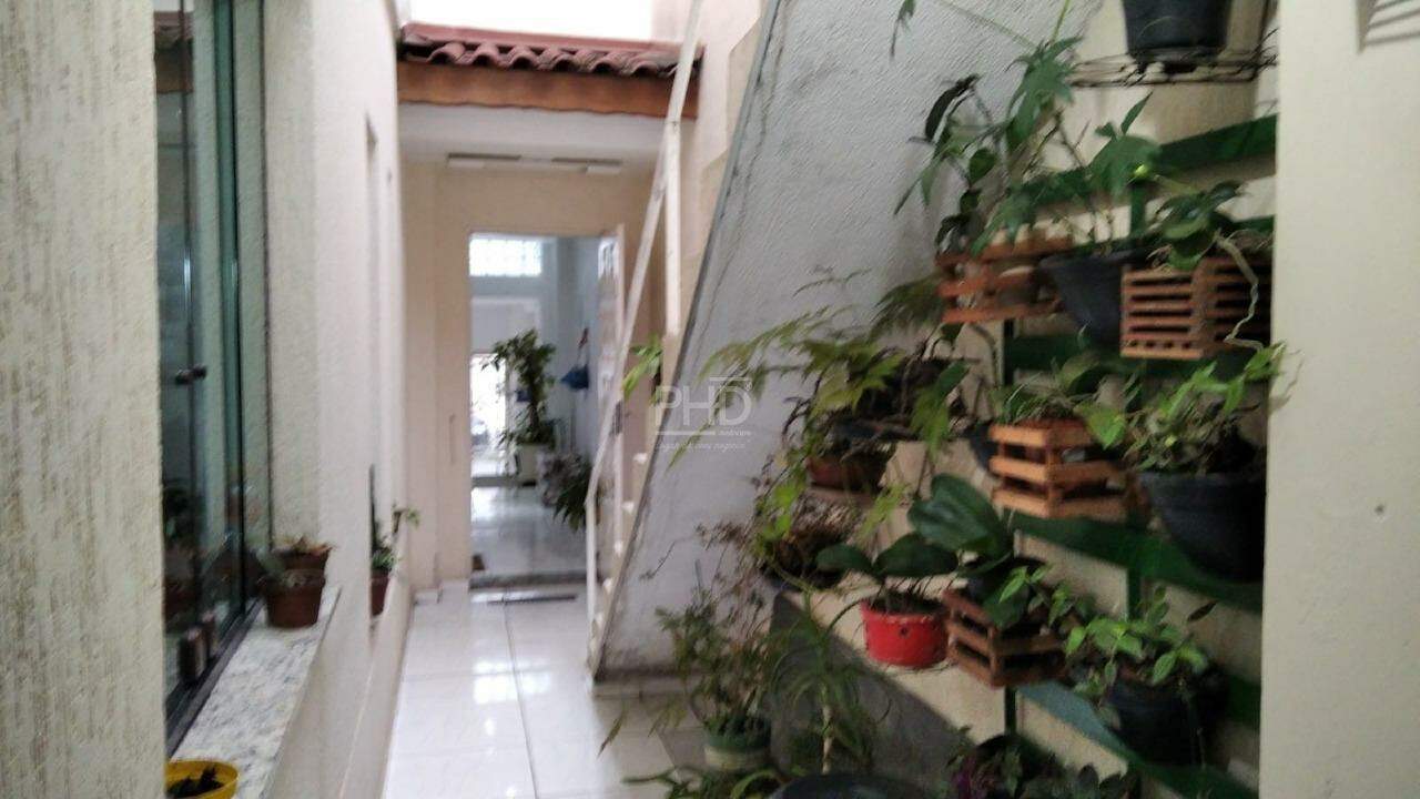 Sobrado à venda com 3 quartos, 300m² - Foto 30