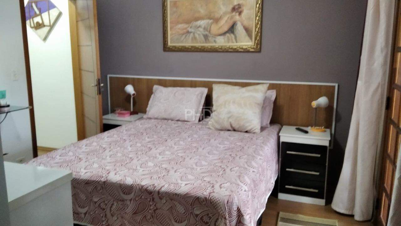 Sobrado à venda com 3 quartos, 300m² - Foto 17