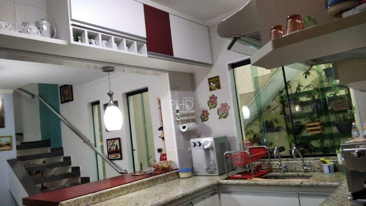 Sobrado à venda com 3 quartos, 300m² - Foto 6