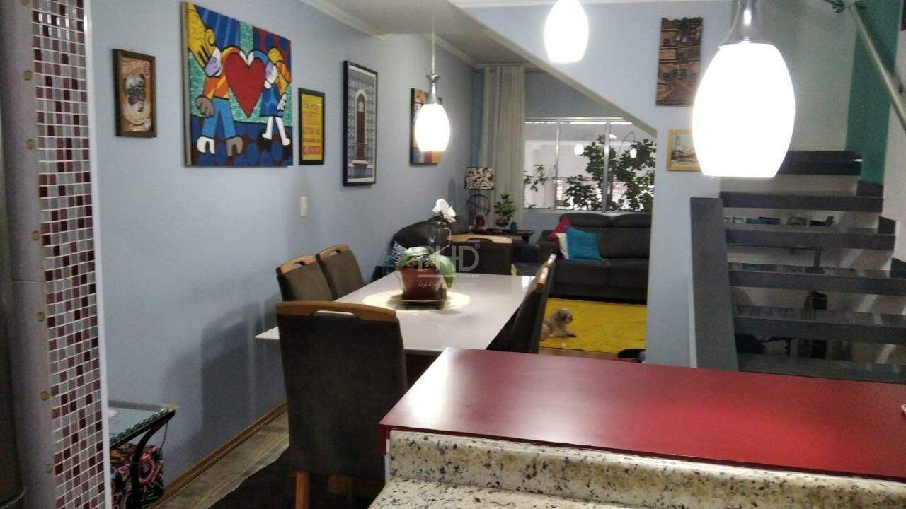 Sobrado à venda com 3 quartos, 300m² - Foto 9