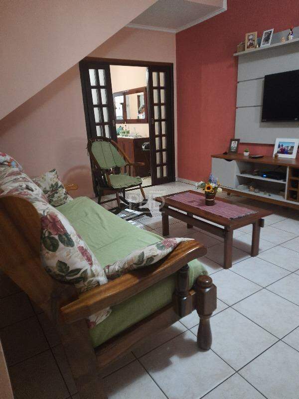 Sobrado à venda com 3 quartos, 174m² - Foto 2