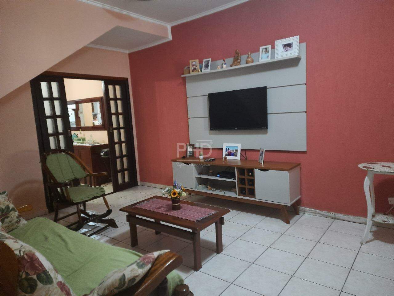 Sobrado à venda com 3 quartos, 174m² - Foto 1