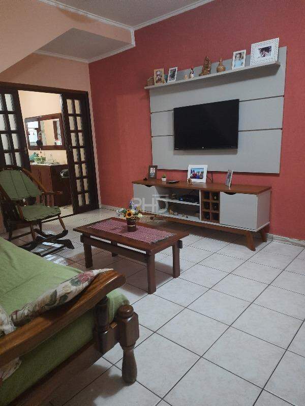 Sobrado à venda com 3 quartos, 174m² - Foto 3