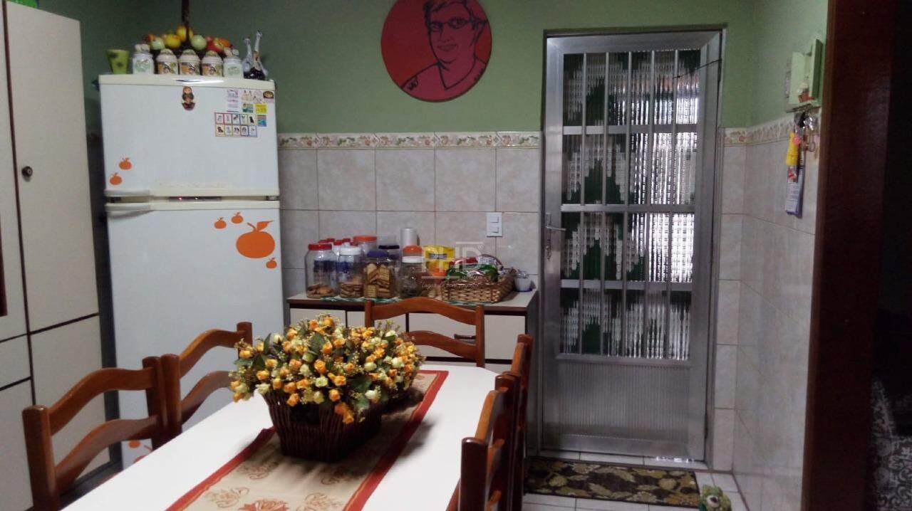 Sobrado à venda com 4 quartos, 274m² - Foto 5