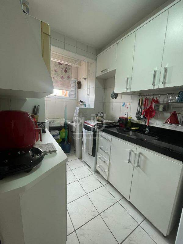 Apartamento à venda com 2 quartos, 50m² - Foto 12