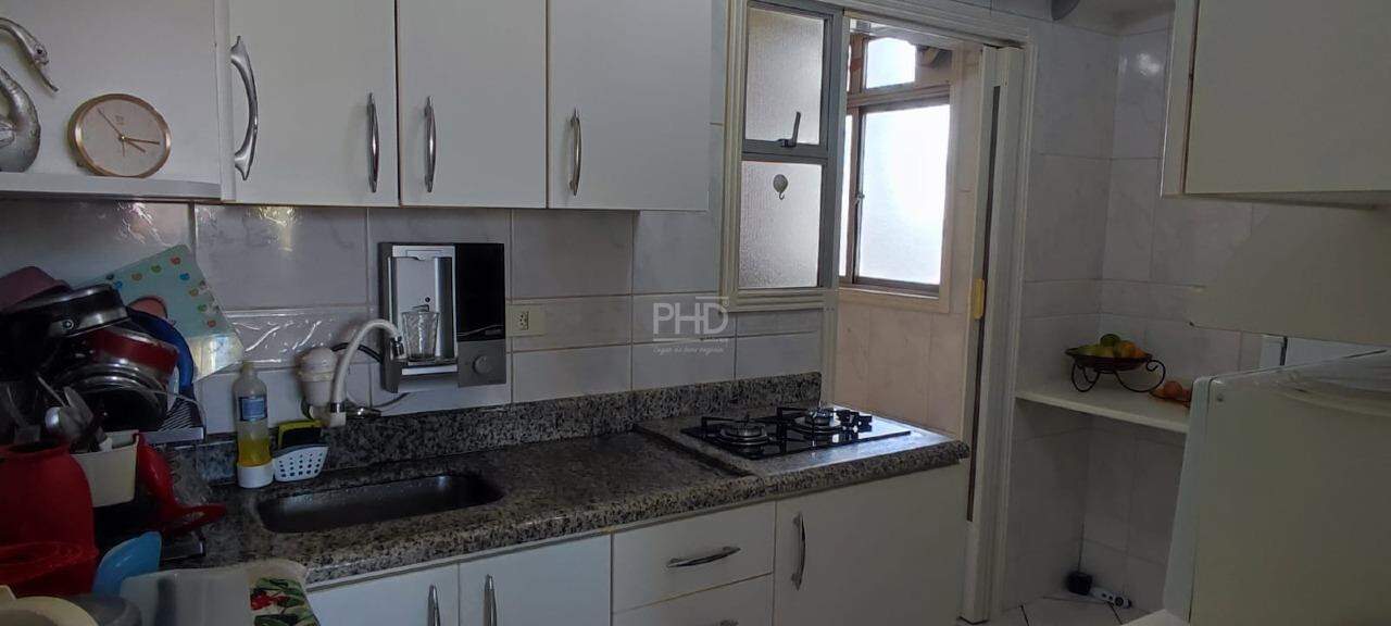 Apartamento à venda com 2 quartos, 70m² - Foto 6