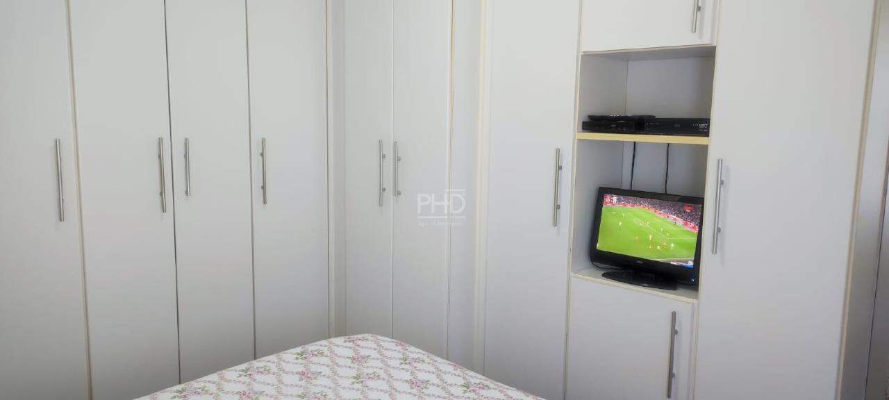 Apartamento à venda com 2 quartos, 70m² - Foto 9