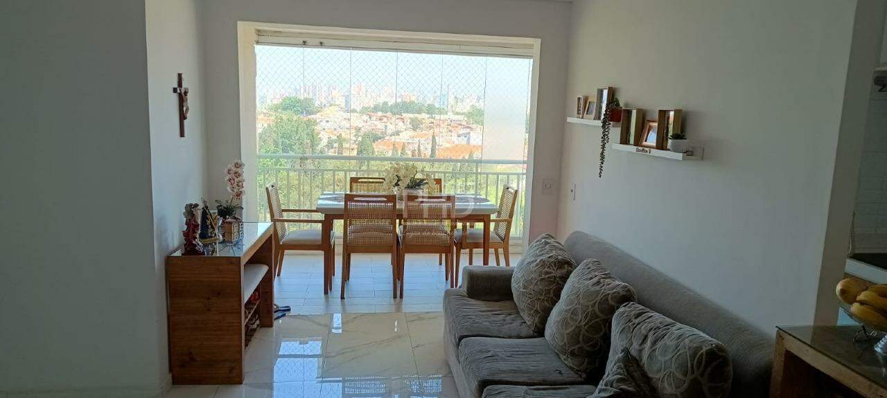 Apartamento à venda com 3 quartos, 80m² - Foto 2