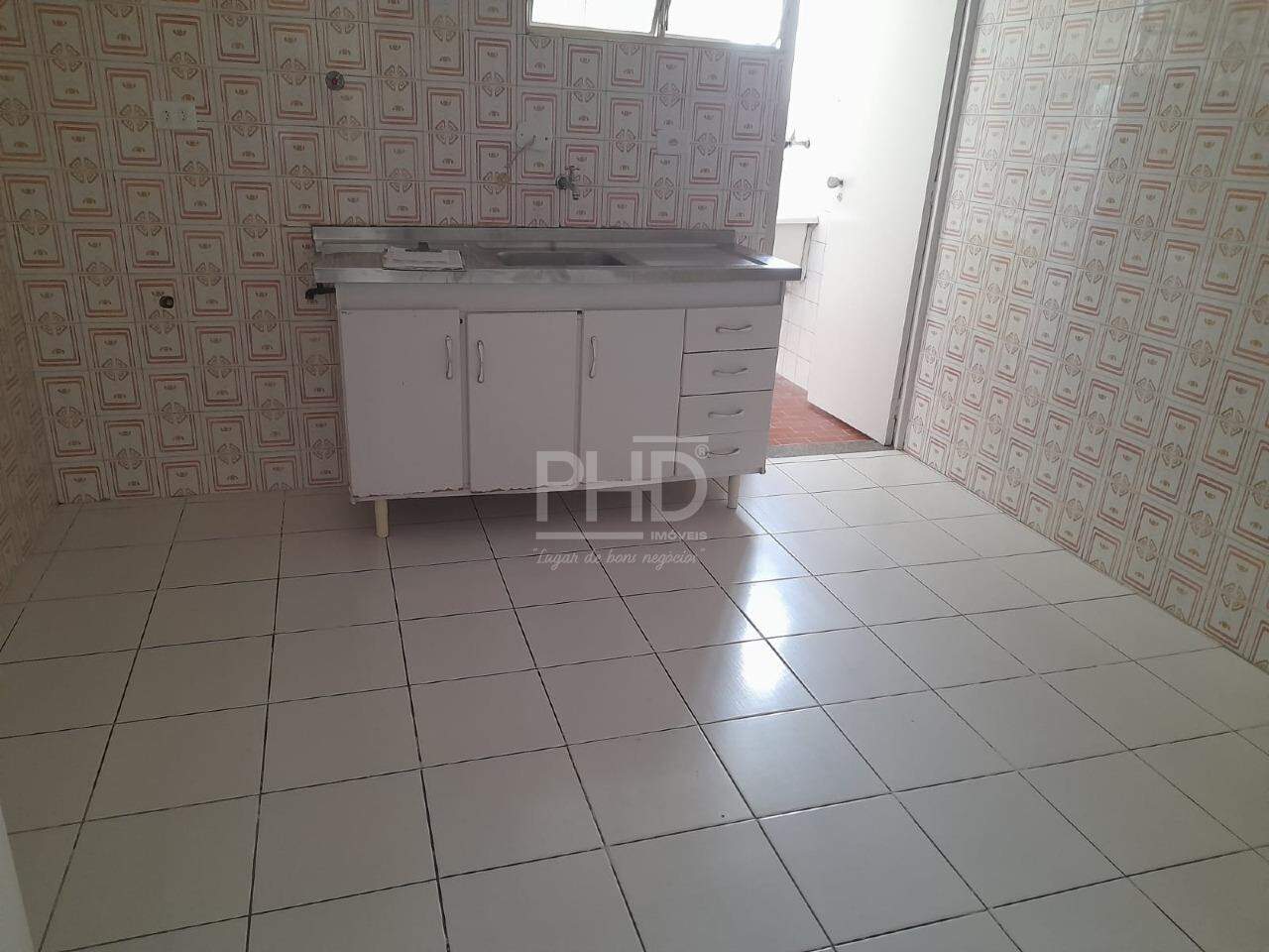 Apartamento para alugar com 3 quartos, 91m² - Foto 11