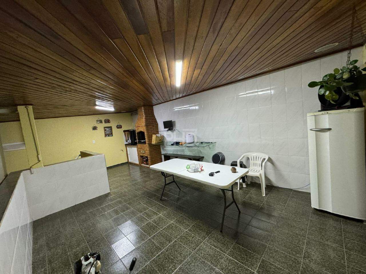 Casa à venda com 2 quartos, 159m² - Foto 18