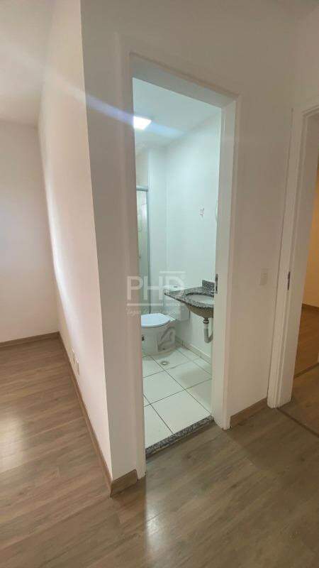 Apartamento para alugar com 2 quartos, 65m² - Foto 17