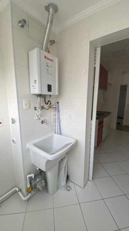 Apartamento para alugar com 2 quartos, 65m² - Foto 20