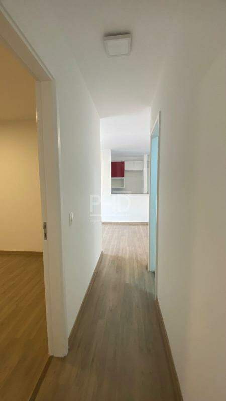 Apartamento para alugar com 2 quartos, 65m² - Foto 16