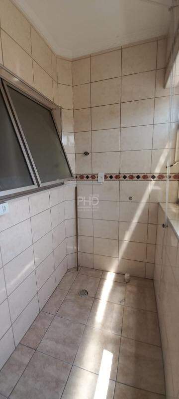 Apartamento para alugar com 1 quarto, 58m² - Foto 22