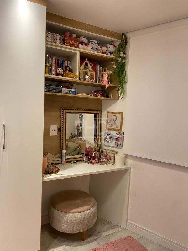 Apartamento à venda com 3 quartos, 90m² - Foto 18