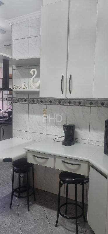 Apartamento à venda com 3 quartos, 84m² - Foto 15