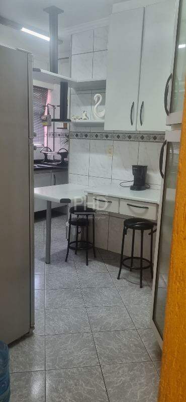 Apartamento à venda com 3 quartos, 84m² - Foto 17