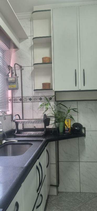 Apartamento à venda com 3 quartos, 84m² - Foto 11