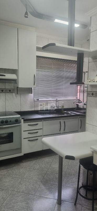 Apartamento para alugar com 3 quartos, 84m² - Foto 16