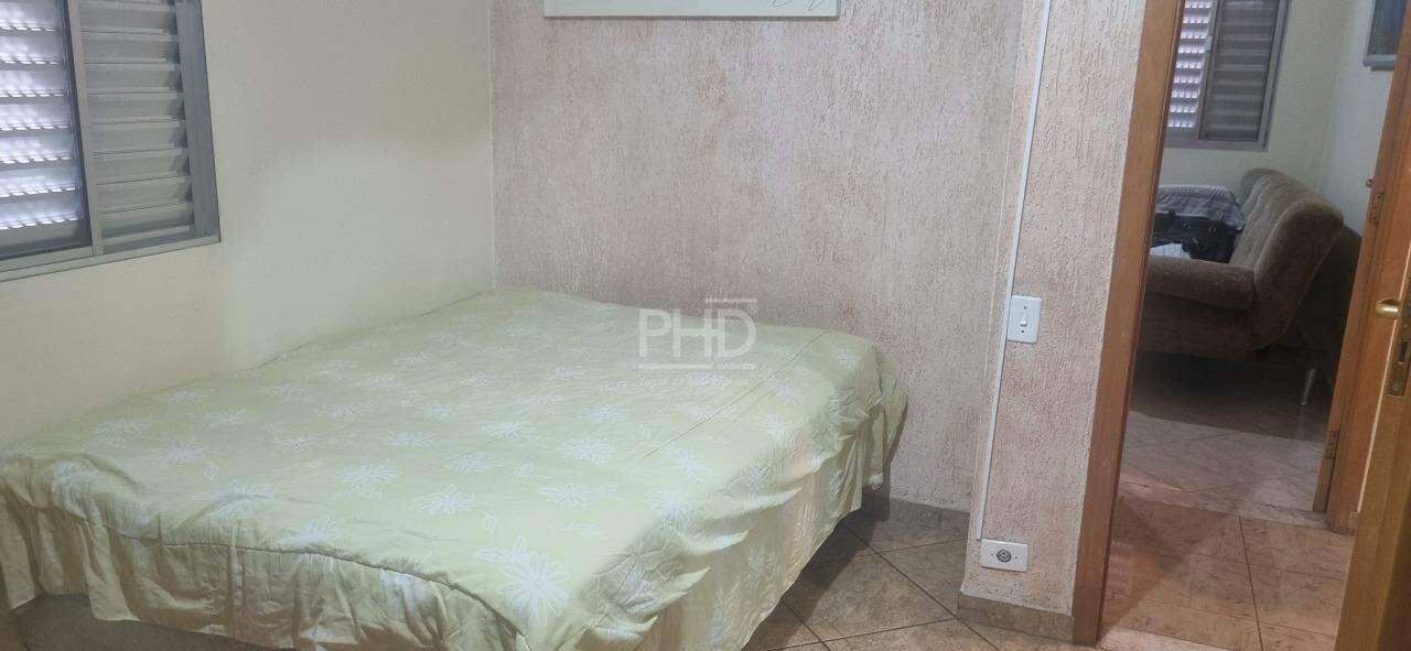 Apartamento para alugar com 3 quartos, 84m² - Foto 18