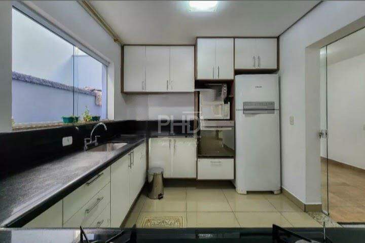 Sobrado à venda com 3 quartos, 164m² - Foto 4