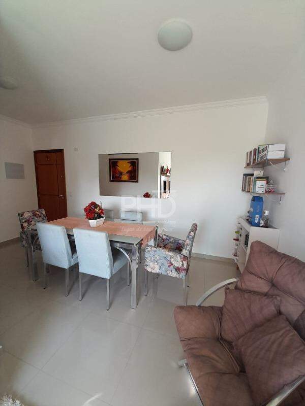 Apartamento à venda com 2 quartos, 64m² - Foto 3