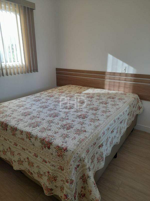 Apartamento à venda com 2 quartos, 64m² - Foto 11