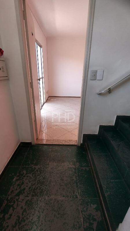 Apartamento para alugar com 2 quartos, 50m² - Foto 41