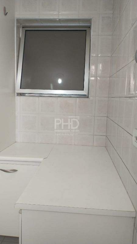 Apartamento para alugar com 2 quartos, 50m² - Foto 11