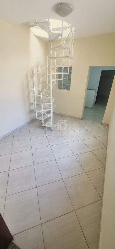 Sobrado à venda com 3 quartos, 290m² - Foto 5