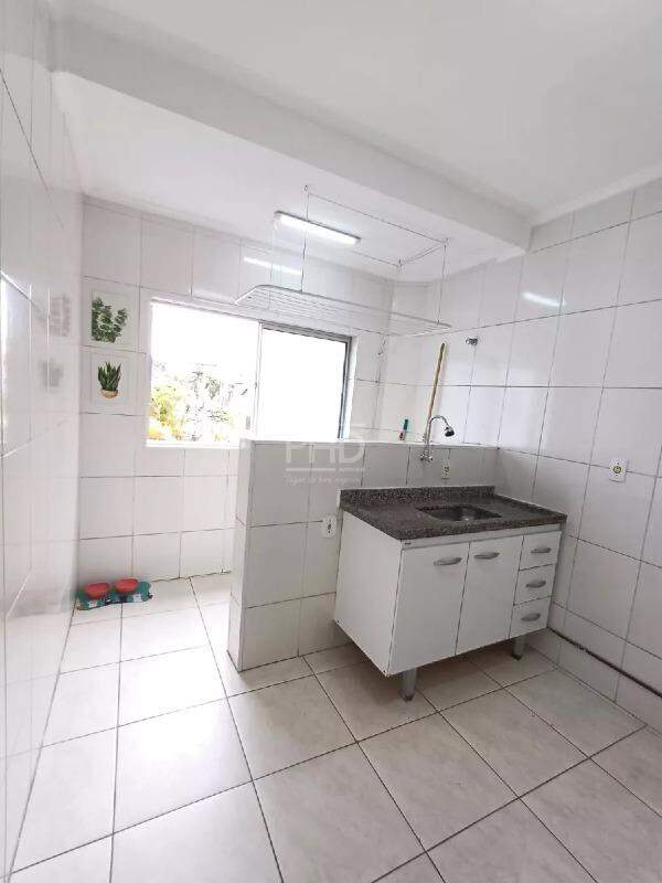 Apartamento à venda com 3 quartos, 58m² - Foto 7